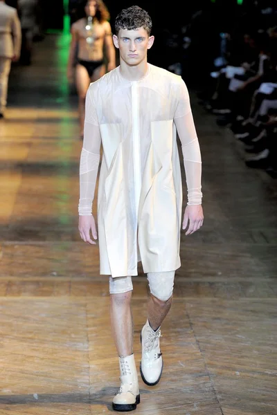 Look 6